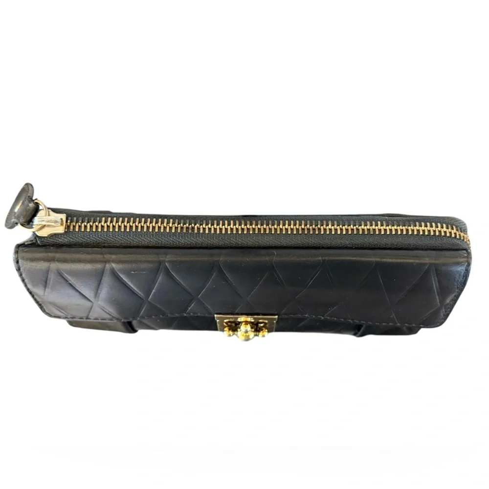 CHLOE Vintage Elise Black Leather Quilted Zip Around Wallet w Unbranded Chain - Picture 9 of 17